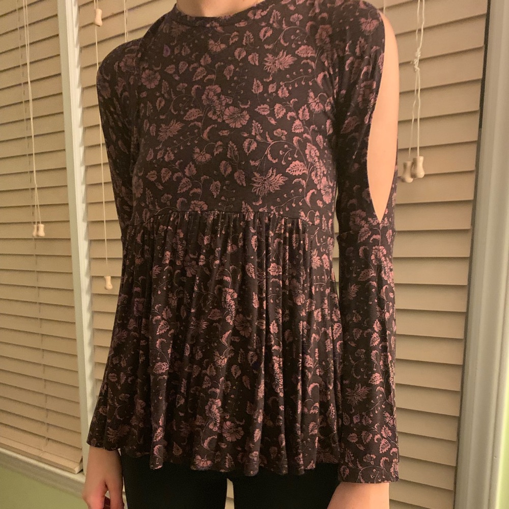 American eagle soft detailed blouse